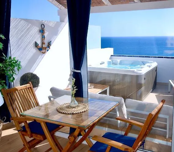 Sea Lovers Jacuzzi Fuerteventura Апартаменты *