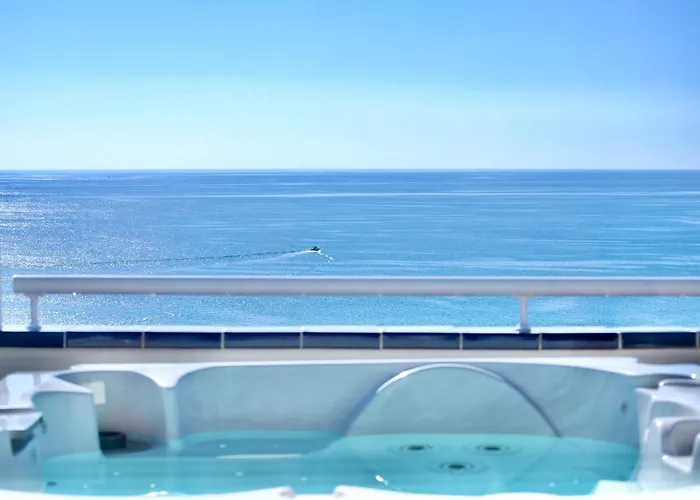 Sea Lovers Jacuzzi Fuerteventura Апартаменты *